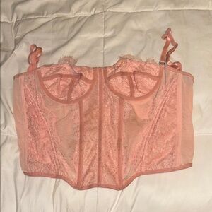 Lace Bustier in Soft Pink